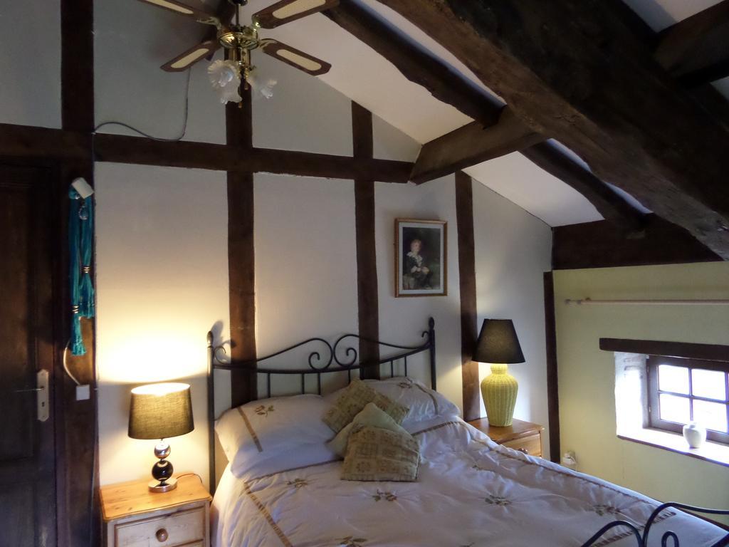 Bed and Breakfast Biou à La Sauvetat-sur-Lède Chambre photo